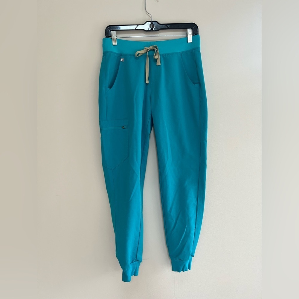 FIGS Women’s Zamora Jogger Scrub Pants in Teal Blue Green, size XS
